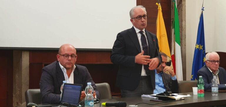 Movida violenta, ecco l’ordinanza del sindaco di Caserta Marino: niente alcol dalle ore 22,00 in poi!