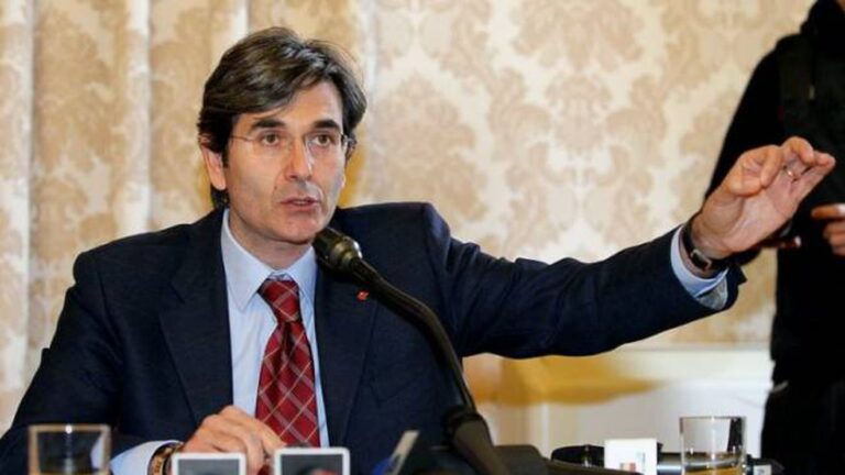 Comune di Napoli, l’assessore Raffaele Del Giudice rassegna le dimissioni