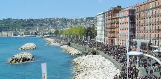 Napoli, rilievi Arpac positivi: il mare torna balneabile da via Partenope a Marechiaro