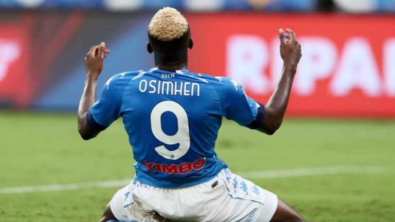 Bayern Monaco-Napoli, le pagelle: Osimhen straripante, bene Ounas e Machach