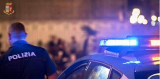 Shock a Napoli, poliziotta ferita e violentata al porto: catturato l’aggressore