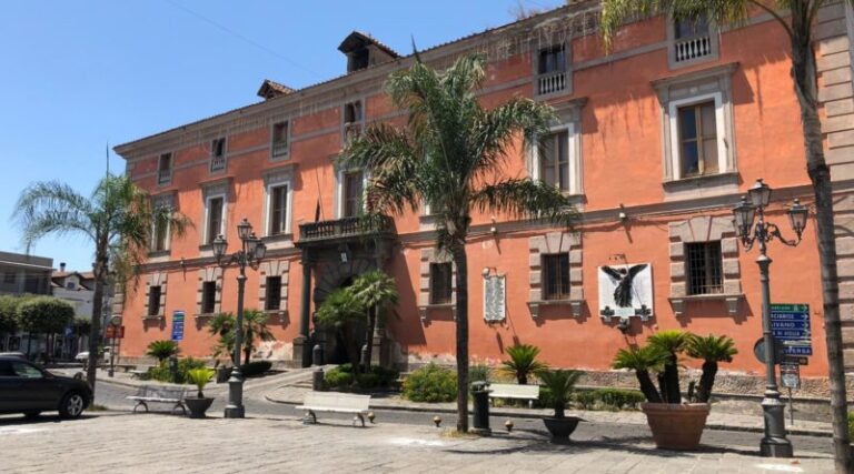 Sant’Arpino, il sindaco Di Mattia sempre assente alle riunioni dell’Ambito C6. E intanto l’asilo nido resta chiuso