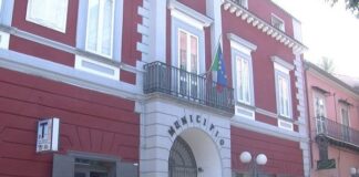 Villaricca, consiglio comunale sciolto per camorra: nominati i commissari. L’ex sindaco Punzo: “Decisione ingiusta”