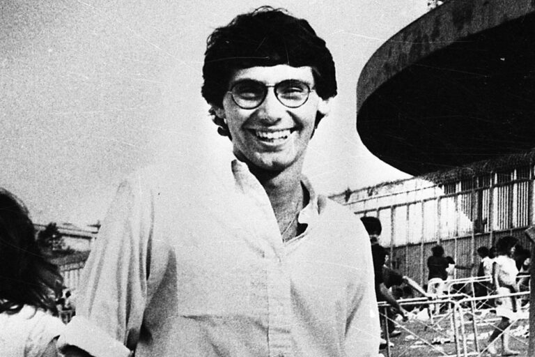 I colpi di pistola non possono uccidere un sogno: 36 anni dopo Giancarlo Siani è la sua Citroen sono ancora qui!