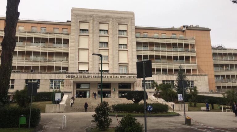 Monaldi di Napoli, arriva un qr-code per agevolare gli spostamenti nella struttura