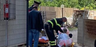 Pomigliano: ancora una tragedia su lavoro, operaio schiacciato da una pressa che modella il ferro