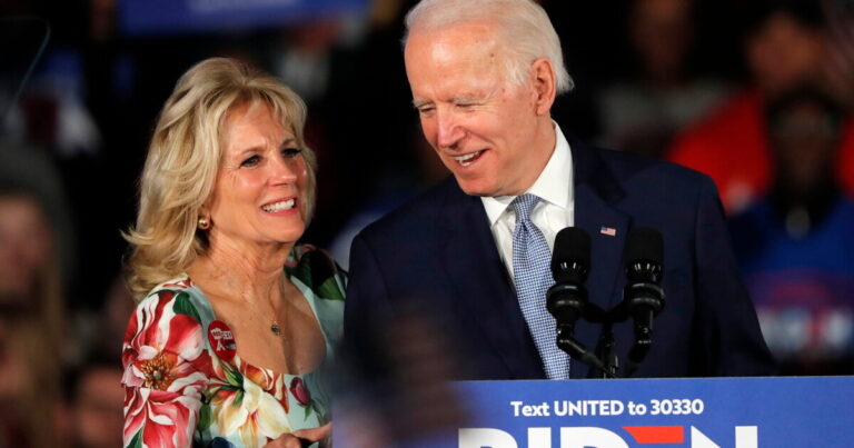 Forse lunedì la visita alla base Nato di Napoli di Jill Biden, moglie del presidente americano