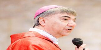 Da don Mimmo Battaglia un grido di allarme e di dolore: “Corrotti, collusi e camorristi, state uccidendo Napoli. Convertitevi!