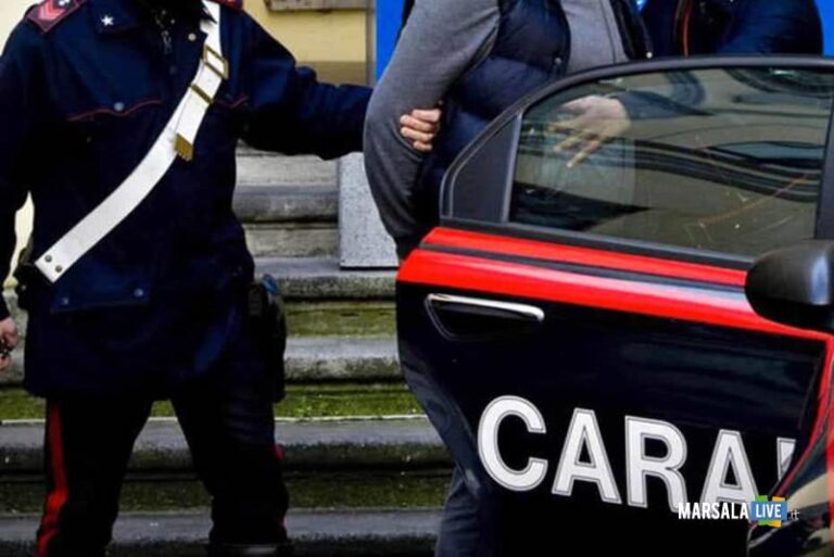 Castello di Cisterna, minaccia il padre per comprare la droga: arrestato 35enne