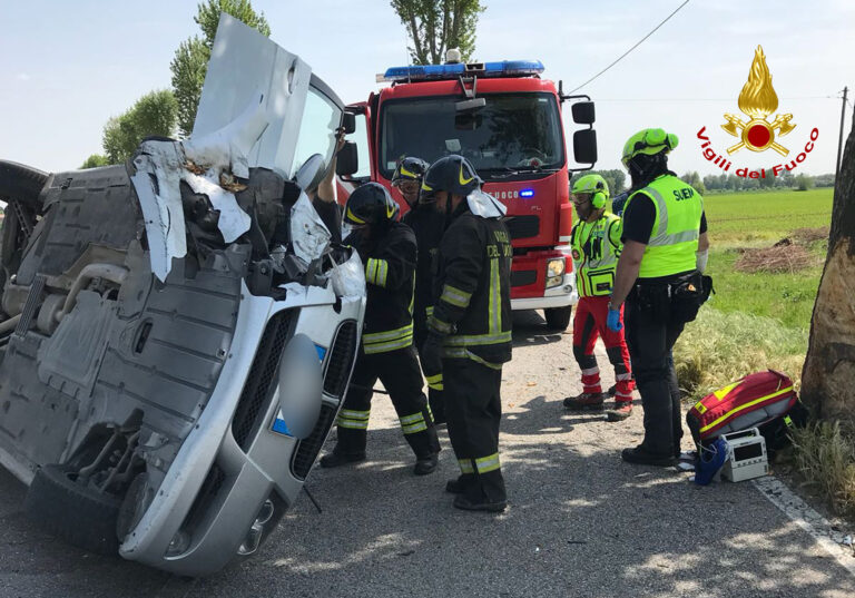 Tragedia nel Cilento, morta bambina di sei anni: terribile incidente stradale
