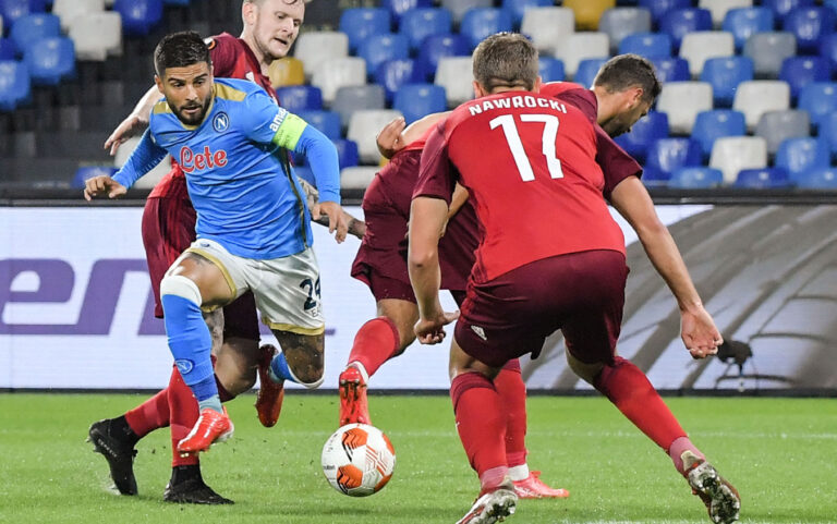 Un Napoli travolgente piega il Legia Varsavia (3-0), e adesso la Roma (domenica ore 18,00 all’Olimpico)