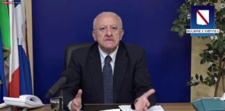 Covid in Campania, De Luca: “Torniamo alla normalità con prudenza, aumentano i ricoveri”