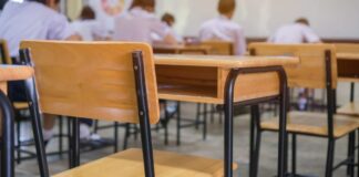 Dopo De Luca anche l’Anci Campania chiede lo slittamento delle attività didattiche