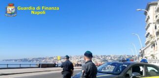 Spaccio di droga, tre persone arrestate dalla Guardia di finanza a torre Annunziata