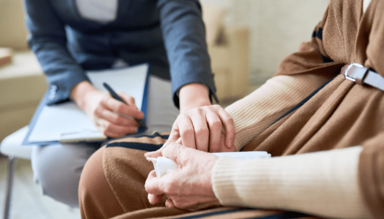Servono altri 70 assistenti sociali, è allarme dalle periferie di Napoli