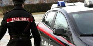 Un 13enne cade dal quarto piano e muore nel Napoletano, si segue la pista del cyberbullismo