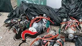 Irruzione nei campi rom dell’area Asi e di Giugliano, rinvenuti anche quattro motori di aereo