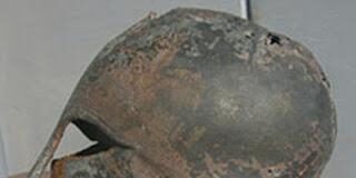 Paestum: ritrovate armi della prima grande battaglia navale della storia, nel parco archeologico