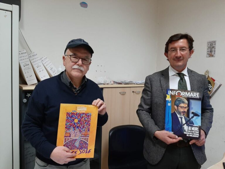 FOTOGALLERY Orta di Atella, via Ciardulli in condizioni pietose: rifiuti di ogni genere sparsi ovunque. Gaudino e Tosti belle statuine