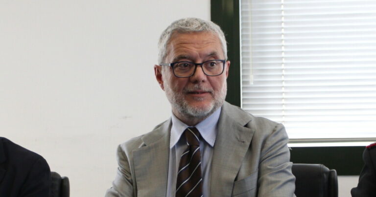 Napoli, appello di Melillo e Riello: “No ai sacramenti per i camorristi. “Un voto costa dai 30 a 50 euro”