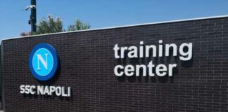 Paura durante allenamento del Napoli, uomo al volante irrompe sui campi di Castel Volturno