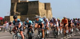 Giro d’Italia a Napoli, cambia la viabilità: tutte le strade chiuse e i divieti di sosta