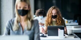 Save The Children, 42,6% madri tra 25 e 54 anni non è occupata: Campania al 21° posto