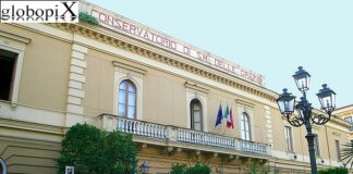 Sorento, un sensitivo nello staff del sindaco: polemiche e dietrofront