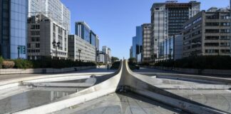 Centro direzionale di Napoli, i negozianti: “Incentivi per nuove aperture, prezzi affitti calmierati e n centro commerciale notturno”