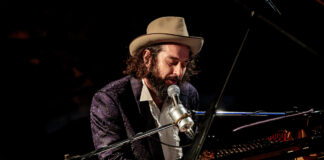 Capossela si esibisce a Paestum, 20 biglietti in omaggio con Il Mattino