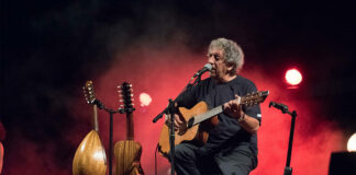 Pompei, due musicisti della band di Eugenio Bennato quasi investiti dopo una furibonda lite