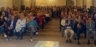 FOTO Politiche, Graziano fa il pienone anche a casa di Oliviero, grande successo alla convention elettorale a Sessa Aurunca