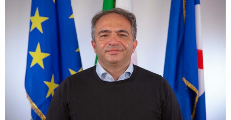 Stop al dimensionamento scolastico, Santangelo: “Tutelato diritto allo studio e salvaguardati posti di lavoro di prof e Ata”
