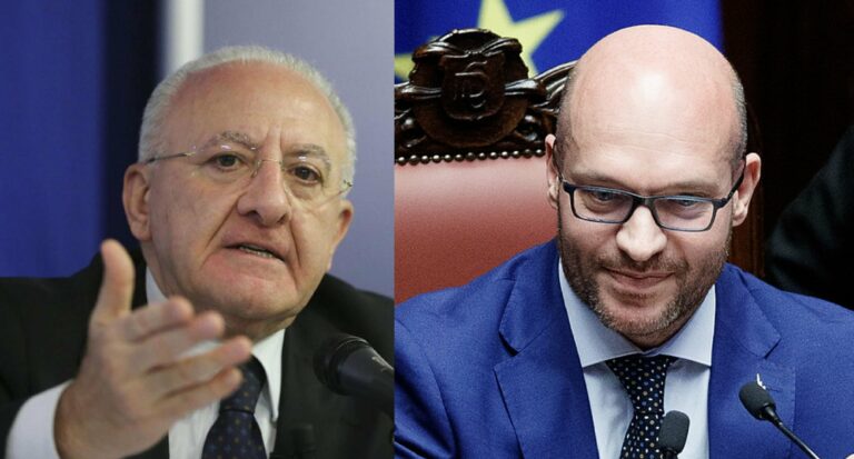 Il governatore De Luca: “Il presidente della Camera è un troglodita”. Scoppia la polemica, centrodestra annuncia una denuncia