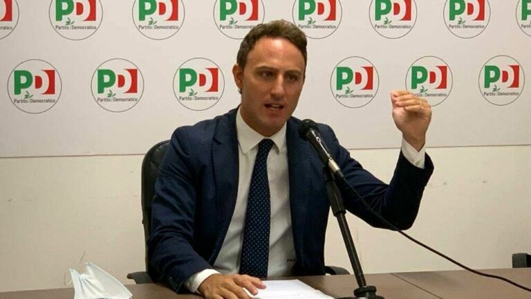 LIVE CAMERA DEPUTATI VIDEO Piero De Luca: “Il Pd si batterà sui temi sociali e dei diritti, barricate contro chi vuole danneggiare il Sud”
