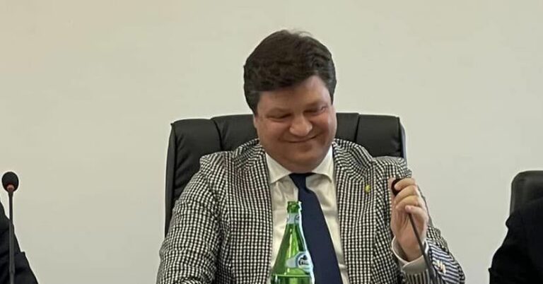 LA VIDEO INTERVISTA Provincia Caserta, il consigliere De Rosa si conferma uomo del fare: “Approvati altri progetti per le strade e il verde pubblico”