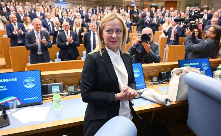 Manovra, tre quarti delle risorse a famiglie e imprese contro il caro energia: già pronti  21 miliardi