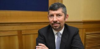 VIDEO LIVE SENATO Scalfarotto (Azione-Iv): “Meloni irriconoscibile, abiura il fascismo ma è alleata di Ungheria e Polonia”