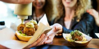 A Maddaloni la 59esima tappa della VI edizione dell’International Street food 2022, la più importante manifestazione in Italia