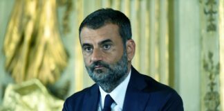 Mafia e politica a Bari, Decaro risponde a Emiliano: “Mai stato a casa della sorella del boss”