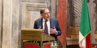 VIDEO La Russa: “Femminicidio non riguarda solo le donne ma soprattutto i maschi”. E poi: argineremo questa piaga