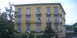 Scafati, orari uffici comunali. Il consigliere Grimaldi: “Sciatteria e incapacità dell’amministrazione Salvati&Santocchio”