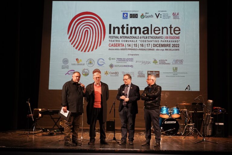 Intimalente Film Festival a Caserta, vince l’australiano Elliott J. Spencer.  Protagonisti anche gli studenti di Terra di Lavoro