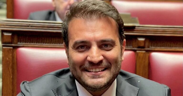 Scuola, Cangiano (FdI): “De Luca fa ridere, nessun plesso chiuso in Campania con l’intervento del ministro Valditara”