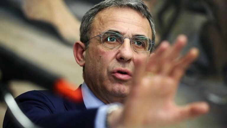 VIDEO INTERVISTA Decreto lavoro, Costa (M5S): “Governo delinea società di precari, colpo letale a qualità della vita”