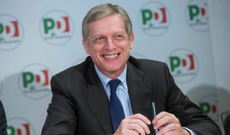 Congresso Pd, in campo anche Cuperlo: “In gioco l’esistenza del partito, un errore partire dai nomi”