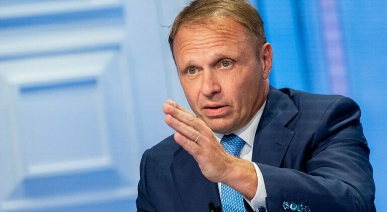 LA VIDEO INTERVISTA Brucellosi, il ministro Lollobrigida: “Attenzioniamo il problema, filiera bufalina da tutelare”