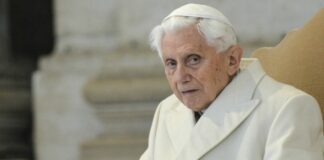 È morto il Papa emerito Benedetto XVI, i funerali il 5 gennaio. Mattarella: “Guardiamo al suo esempio”