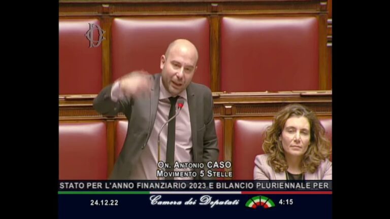 VIDEO LIVE CAMERA Decreto Ischia, Caso (M5S): “Il governo ha stanziato una miseria, premier Meloni totalmente assente”