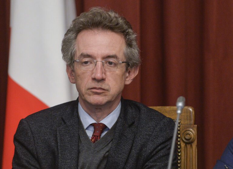 Pnrr, Manfredi: “Uno dei progetti cancellerà i rioni di Gomorra. Scampia da area disagio a simbolo positivo della città”